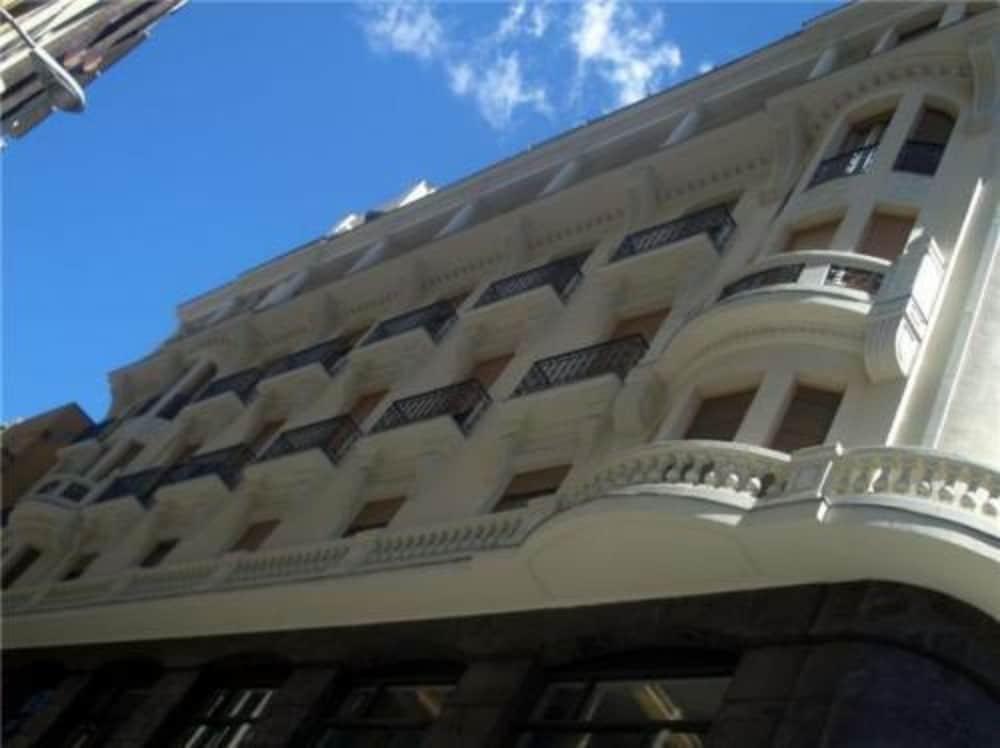 מדריד Hostal Excelsior מראה חיצוני תמונה