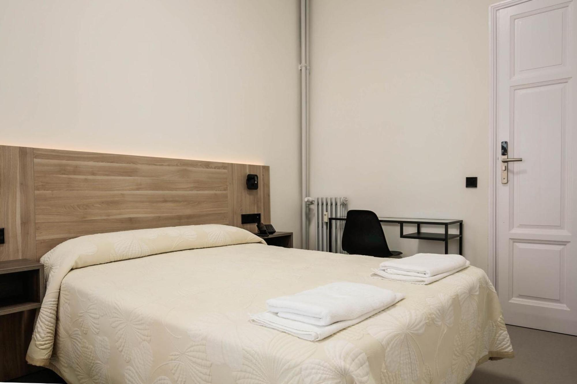 מדריד Hostal Excelsior מראה חיצוני תמונה