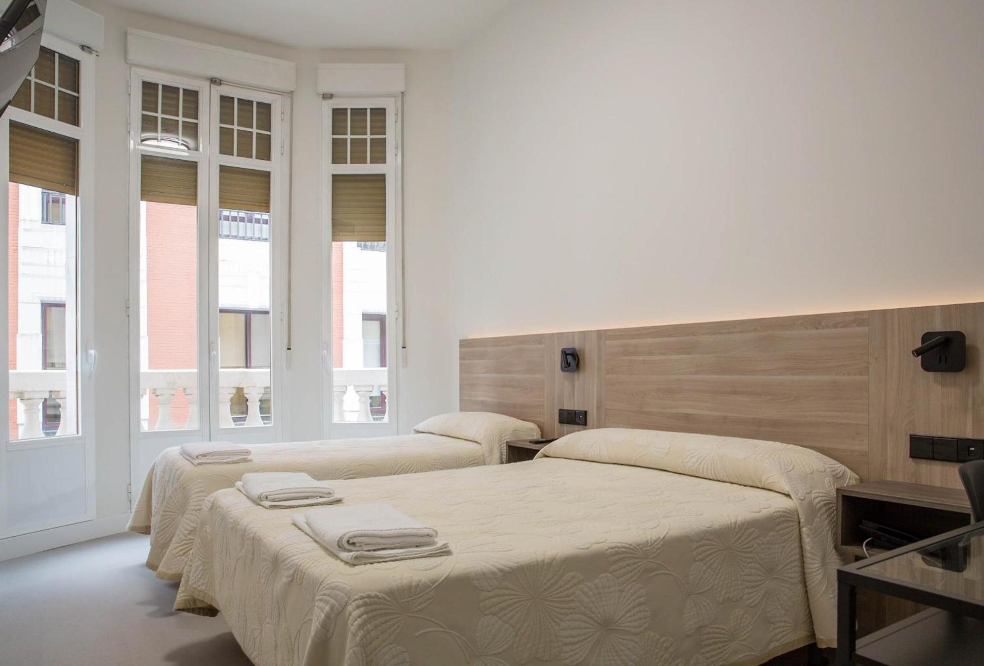 מדריד Hostal Excelsior מראה חיצוני תמונה
